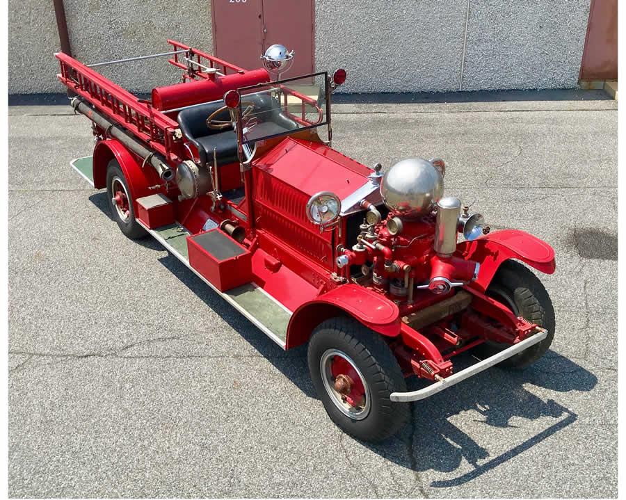 Historic Ahrens-Fox Fire Pumping Engine, 1920