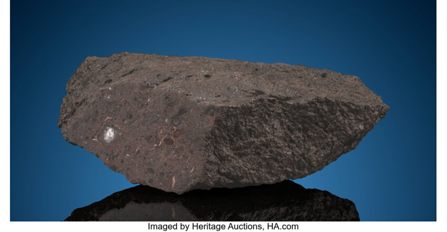 Tisserlitine 001 Lunar Meteorite